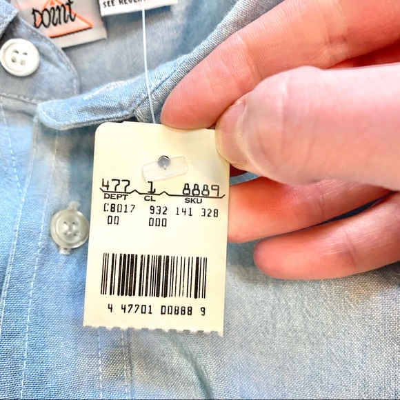 The Point Marshall Field’s Blue Button Down Top - Picture 6 of 8